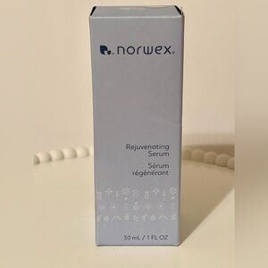 Norwex Rejuvenating Serum 1oz NEW